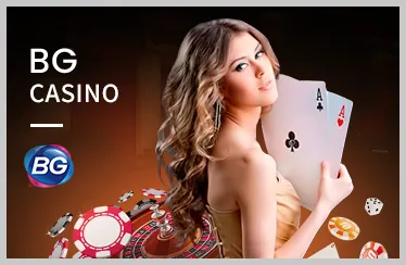 Bàn chơi Blackjack với các quân bài và chip